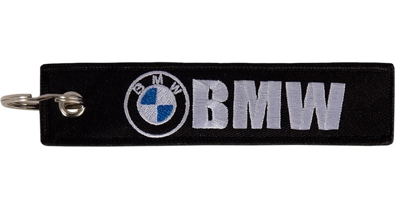 Брелок BMV 060-01 "BMW №2" ткань, вышивка в интернет-магазине Мотомода